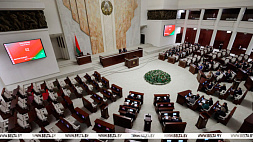 Обновленный белорусский парламент продолжает формировать постоянные комиссии