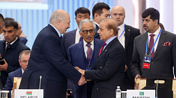 Лукашенко провел двусторонние встречи с премьер-министром Пакистана и президентом Турции