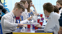 Школы Беларуси примут участие в пилотном проекте Минобразования