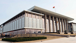 Президент Беларуси проводит встречу с первой леди Зимбабве