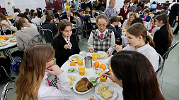 Все школы Беларуси с 1 сентября перейдут на новые условия организации питания учащихся