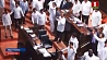 Массовая драка в парламенте Шри-Ланки