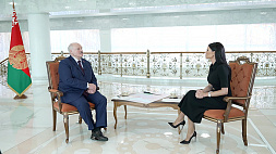 Интервью Лукашенко украинской журналистке продолжает разрывать соцсети