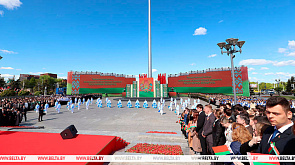 Президент Беларуси рассказал, каким символизмом для него наполнен День государственных флага, герба и гимна