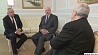 Александр Лукашенко встретился с двумя именитыми журналистами