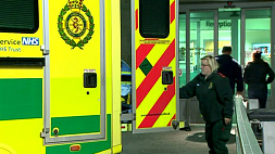 Еженедельно в больницах Великобритании из-за очередей умирают по 250 человек 