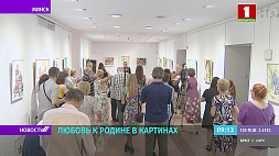В столичной галерее "Университет культуры" открылась выставка художника Елены Краснощековой