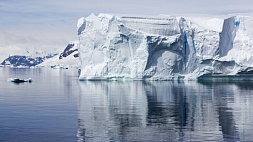 Крупнейший в мире айсберг начал активный дрейф со скоростью более 150 км в месяц