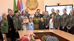 Медаль "За отвагу" и орден Великой Отечественной войны переданы родственникам двух белорусских солдат
