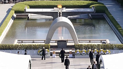 Жертв атомной бомбардировки Хиросимы вспоминают в Японии