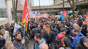 В Париже снова протестуют - на этот раз транспортники 