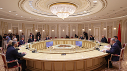 Лукашенко предложил создать в Курской области совместные производства