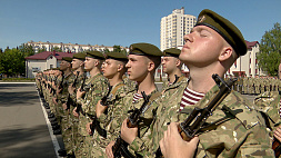 Клятву на верность Родине и белорусскому народу принесли тысячи новобранцев по всей стране