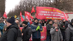 Во Франции на акцию протеста против нового закона о миграции вышли около 75 тыс. человек