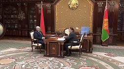 Президент Беларуси принял с докладом о работе экономики премьер-министра 