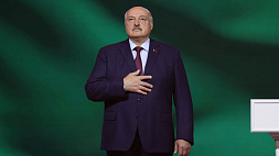 Лукашенко заявил о кружащих над Беларусью "стервятниках, готовых заключить союз хоть с дьяволом"
