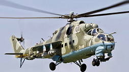 В Барановичском районе совершил жесткую посадку вертолет Ми-24