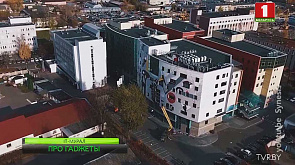 Первый в Беларуси IT-мурал появился на здании компании «Синезис»