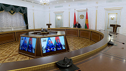 На связи Байконур. Лукашенко провел встречу с космонавтами Новицким и Василевской