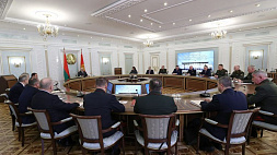 Лукашенко заявил о формировании нового "водораздела" между Востоком и Западом