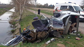 В Жабинковском районе в ДТП погибли водитель легковушки и пассажир 
