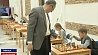 Один гроссмейстер против 20 юных шахматистов
