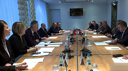 Минск и Санкт-Петербург  договорились о более тесном сотрудничестве в бизнесе, социокультурной сфере и туризме