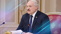 Лукашенко поздравил зарубежных лидеров с новогодними праздниками
