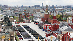 Кортеж Александра Лукашенко направляется к Красной площади в Москве
