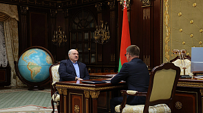 Если бы в Беларуси работали как в Китае, были бы богаче в несколько раз - такое мнение высказал Лукашенко