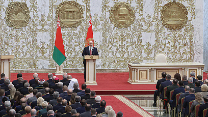Лукашенко: Конфликт в Украине закончится, а вот гибридная война против Беларуси - это надолго