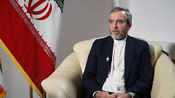 Однополярному миру во главе с США постепенно приходит конец - иранский дипломат
