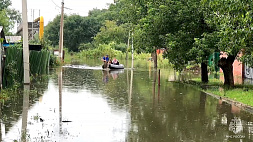 В российском Приморье из-за наводнения отрезанными от мира оказались десятки населенных пунктов