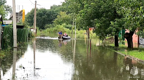 В российском Приморье из-за наводнения отрезанными от мира оказались десятки населенных пунктов