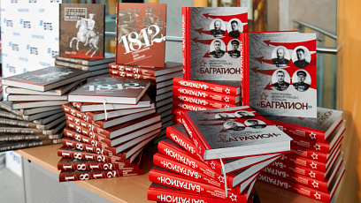 ВТБ (Беларусь) ко Дню Независимости передаст библиотекам 200 экземпляров книг в память о героях