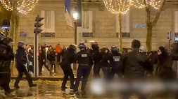 Боль от проигрыша на ЧМ по футболу: города Франции погрузились в настоящий хаос 