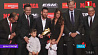 Лионель Месси в окружении своей семьи в шестой раз в карьере получает "Золотую бутсу"