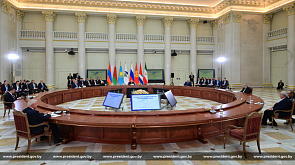 Лукашенко на саммите в Санкт-Петербурге: Хотелось бы видеть ЕАЭС одним из основных глобальных полюсов экономического притяжения