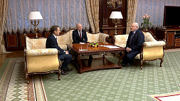 Союзная безопасность, отношение к террористам, обмен разведданными - Президент Беларуси встретился с директором СВР России и председателем КГБ 