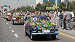 В Узбекистане стартовал Международный фестиваль цветов