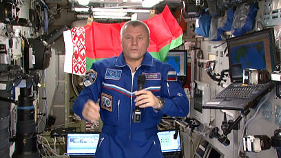 Известный космонавт поздравил белорусов и пожелал им никогда не меняться