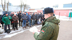 Минобороны Беларуси сообщило о плановом призыве военнообязанных на сборы в марте