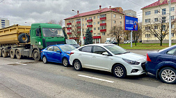 На Партизанском проспекте в Минске столкнулись сразу 5 автомобилей