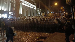 В Грузии протестующие пытались захватить парламент