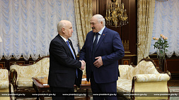 Лукашенко: Нынешнюю власть поддерживают более 87 % населения, но кое-что надо исправлять