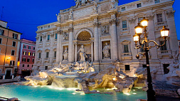 Туристы набросали за год в римский фонтан Треви монет на €1,6 млн, пишет La Gazzettino