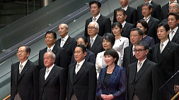Коррупционный скандал в Японии: 15 министров будут уволены за "откаты"