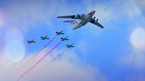 Тренировка воздушного парада ко Дню Независимости прошла в небе над Минском