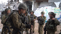 Израильские войска продолжают расширенную наземную операцию в секторе Газа