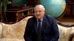 Президент Беларуси принял посла Казахстана